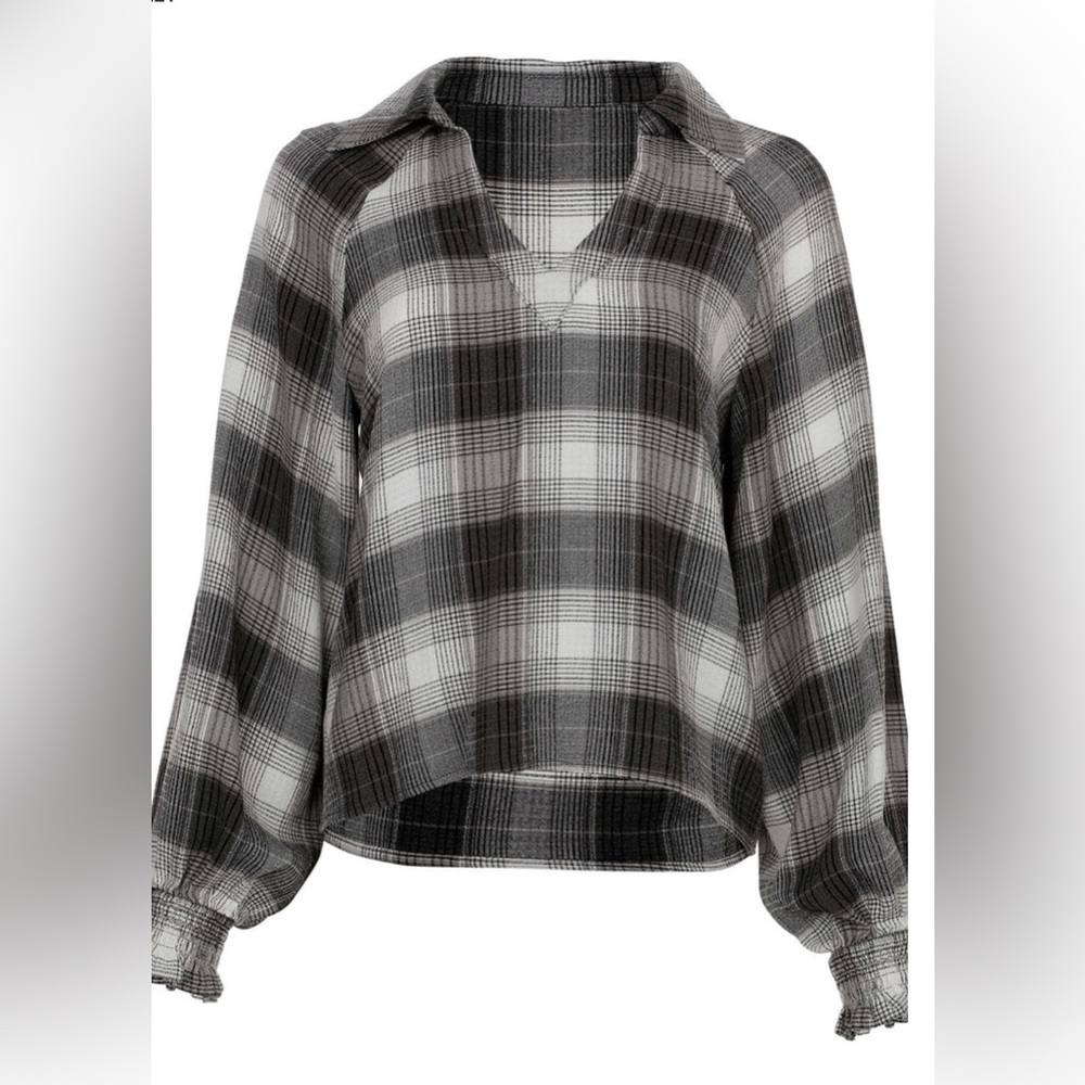 NWT Plaid Print Black and White Women's Top